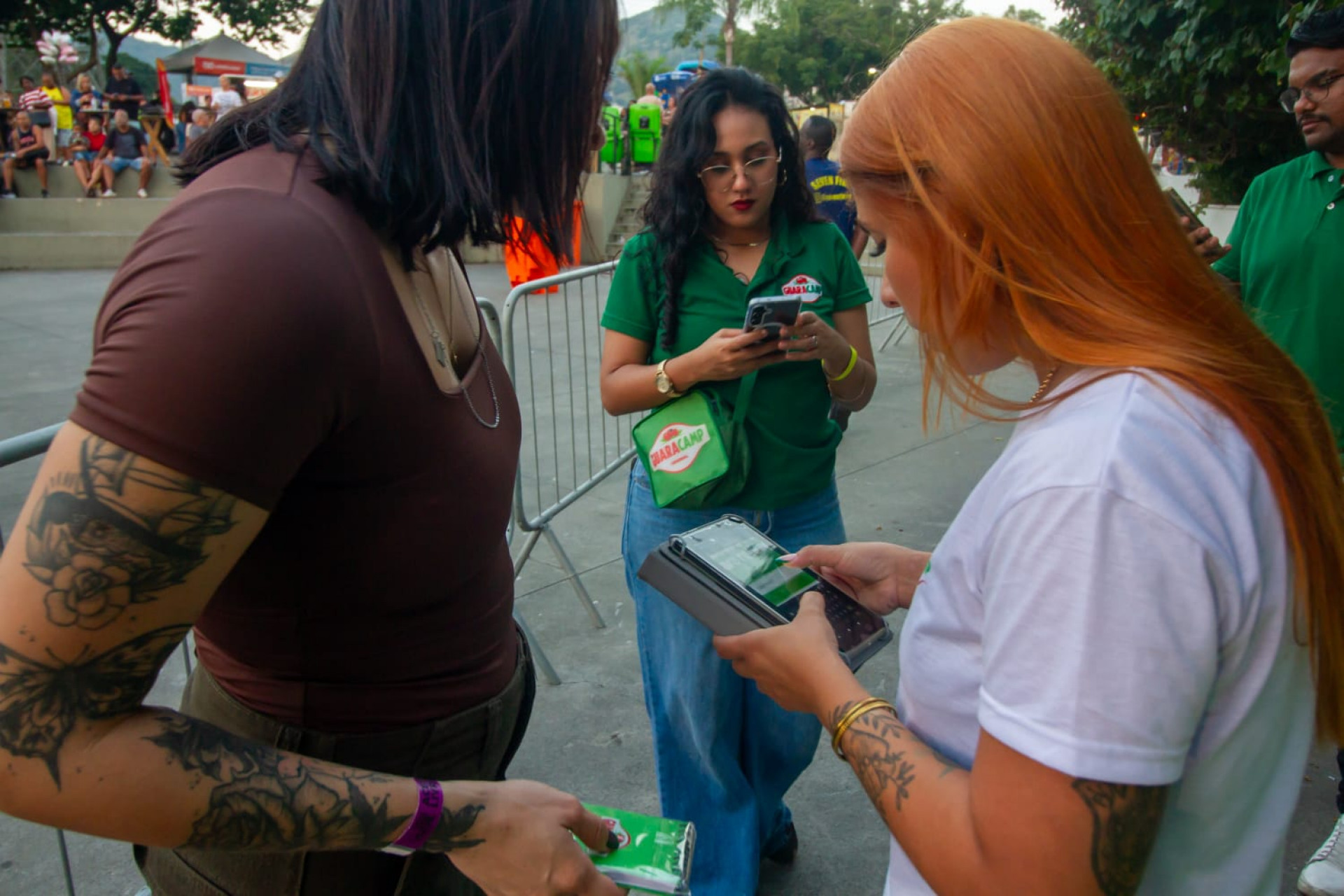 Ação da Guaracamp no anivérsario de 75 do jornal O Dia - Erica Martin/Agência O Dia