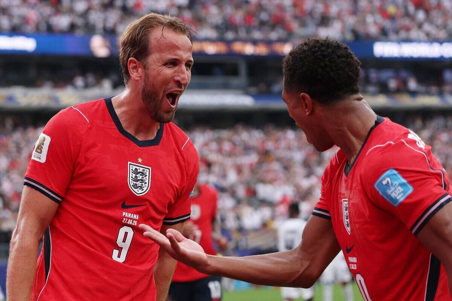 Bellingham elogia Kane e vibra com vaga da Inglaterra: “Primeira miss&atilde;o cumprida”