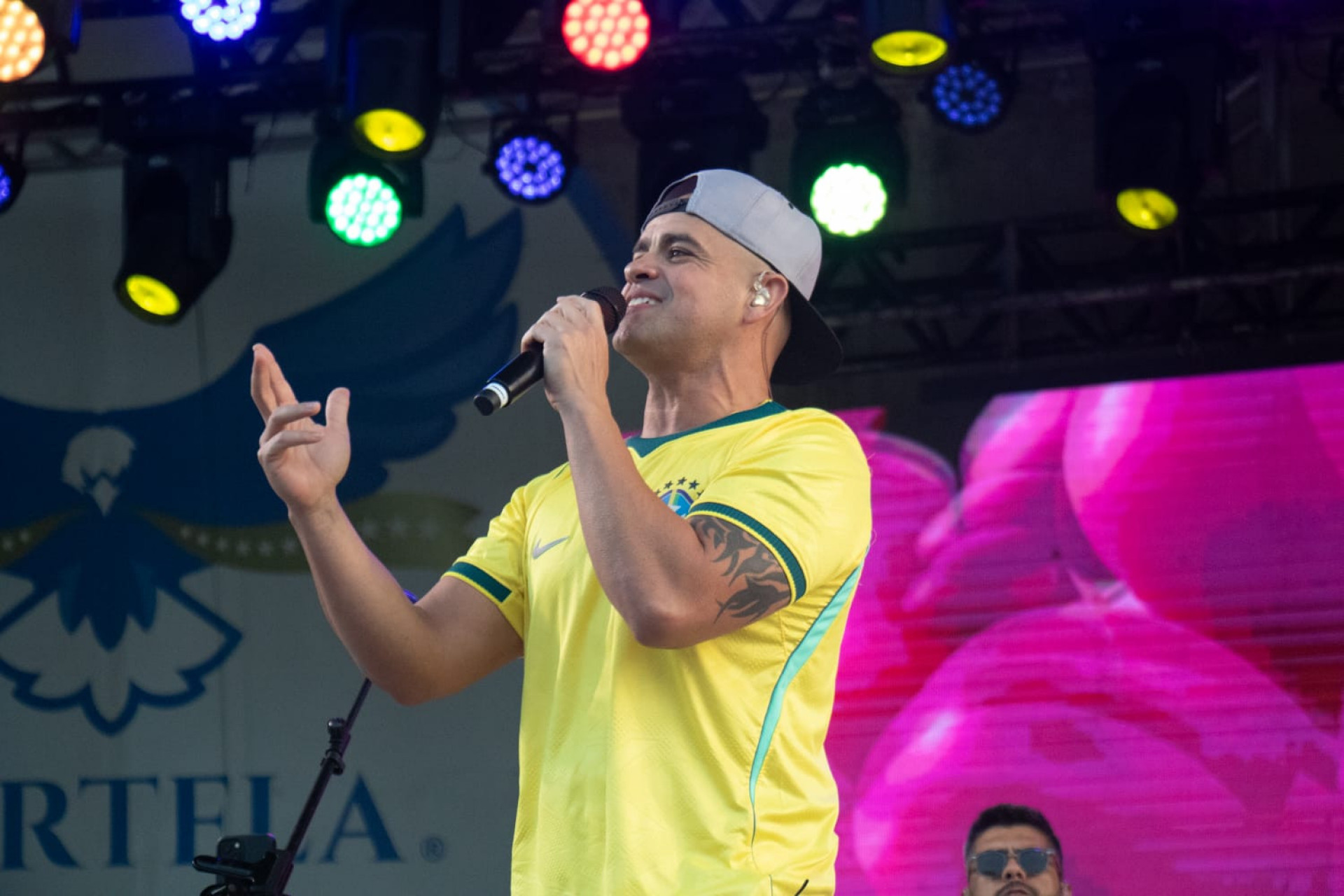 Primeiro Amor cantou sucessos do pagode em festa de aniversário do Jornal O DIA - Érica Martin / Agência O Dia