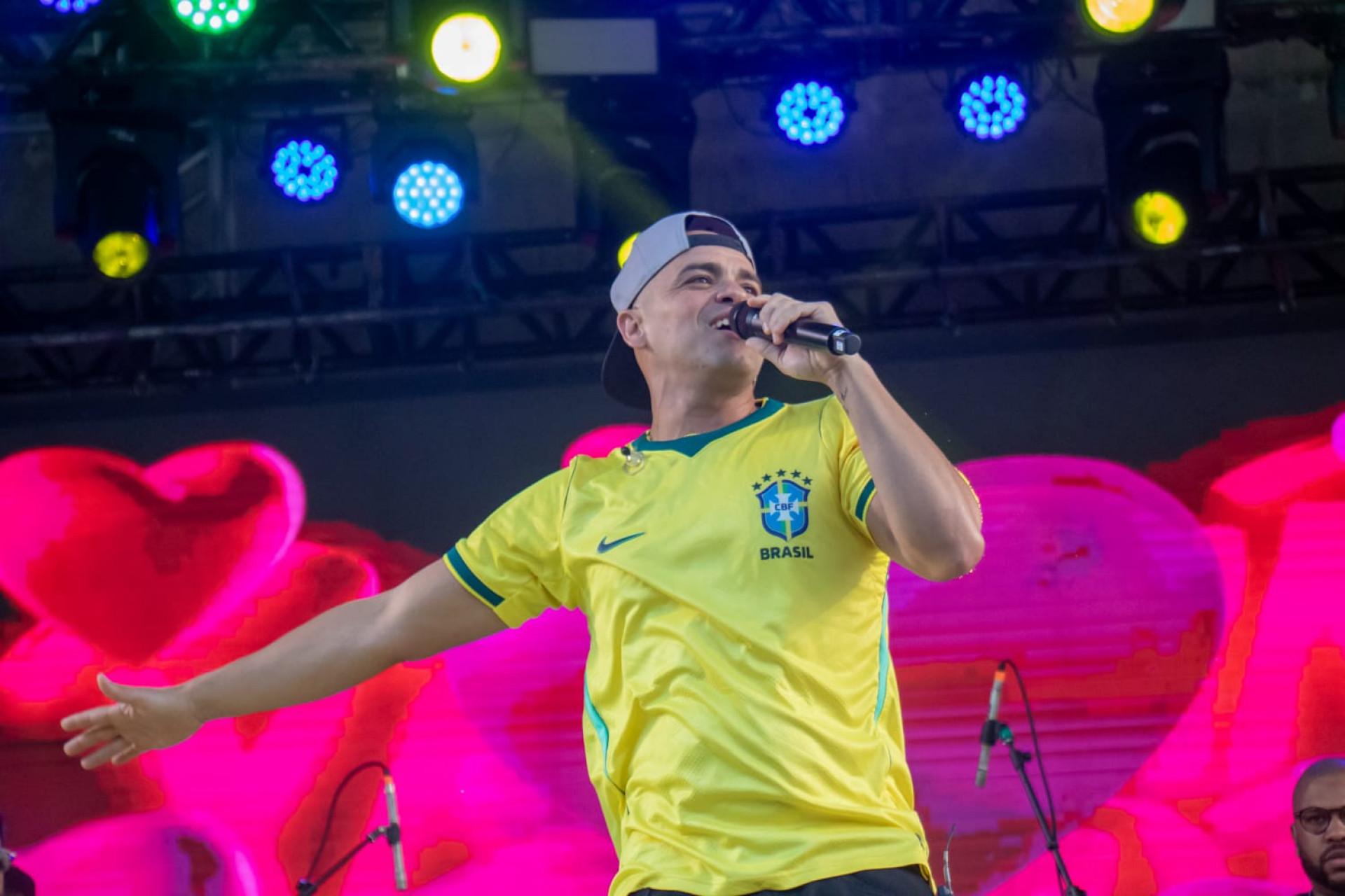 Primeiro Amor cantou sucessos do pagode em festa de aniversário do Jornal O DIA - Érica Martin / Agência O Dia