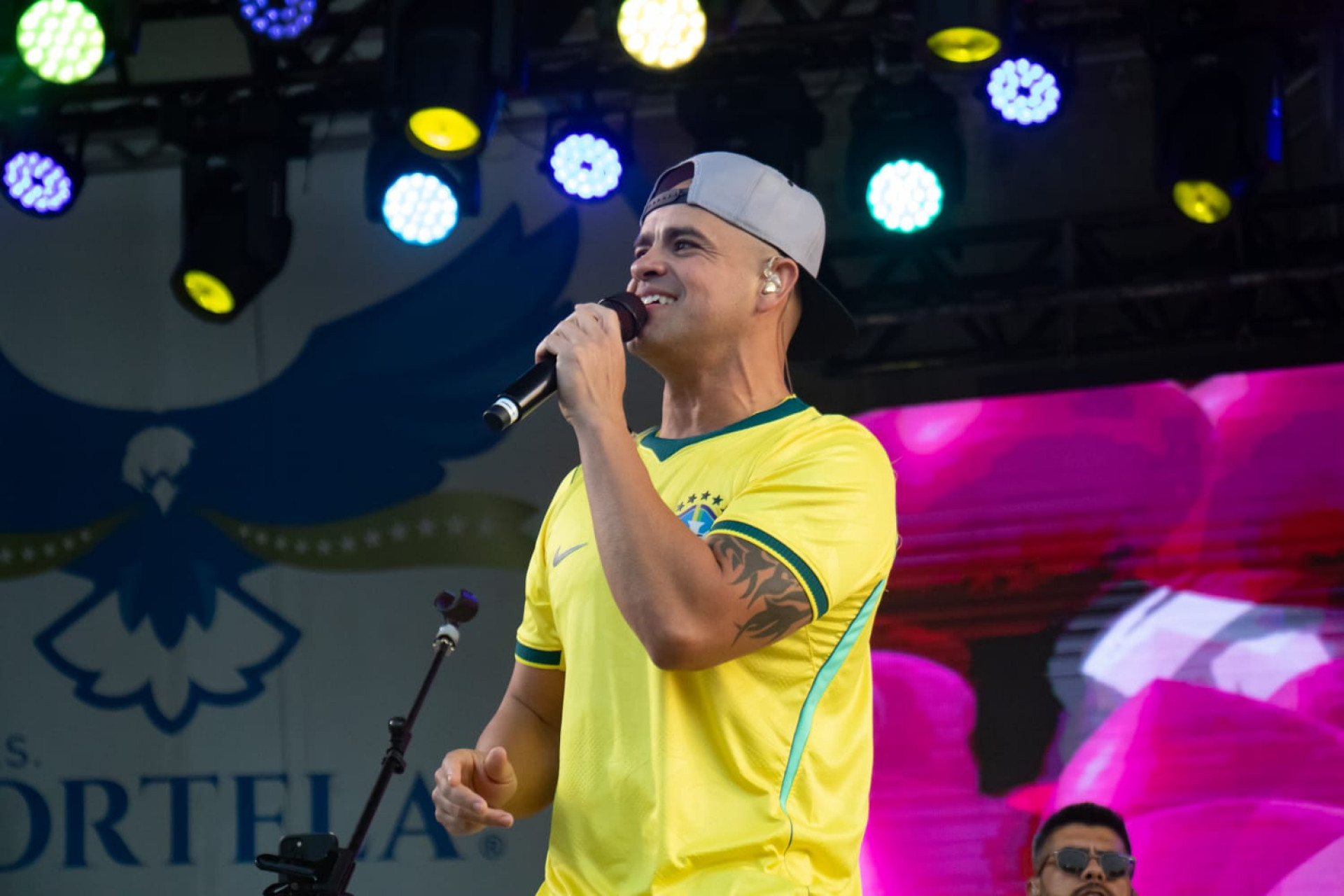 Primeiro Amor cantou sucessos do pagode em festa de aniversário do Jornal O DIA - Érica Martin / Agência O Dia