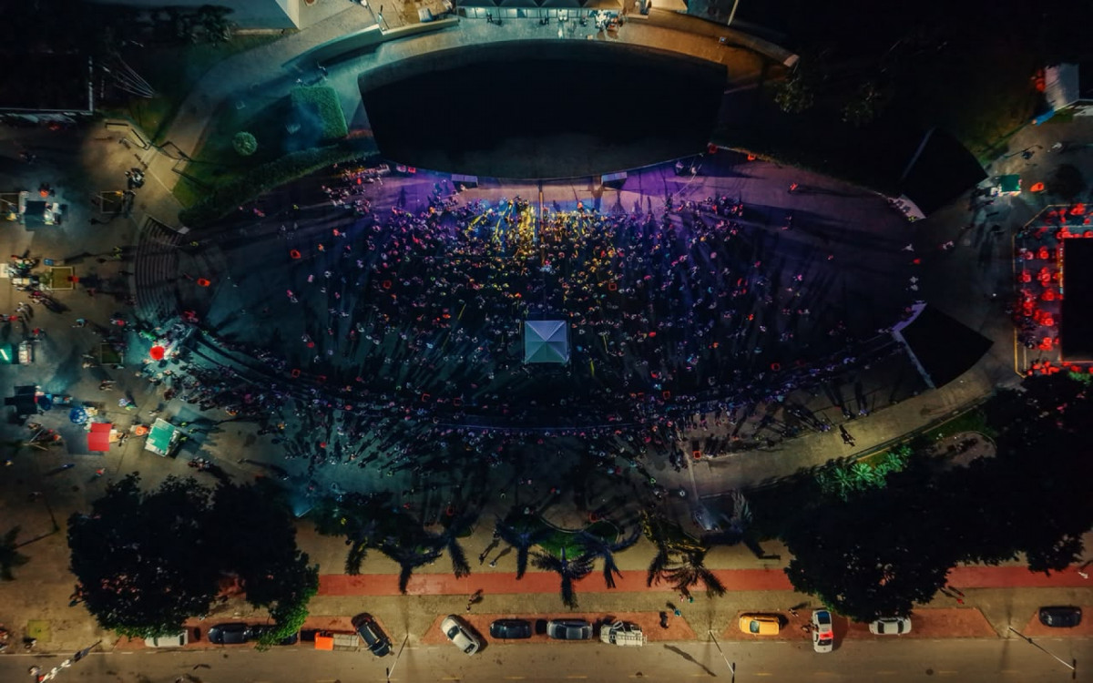Programação musical contou com Swing e Simpatia, Primeiro Amor e Sociedade do Samba