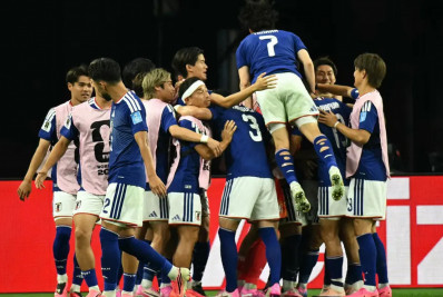 Atletas brasileiros destacam disciplina e evolução do futebol japonês