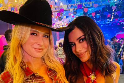 Anitta reúne famosos para festa junina em mansão no Rio