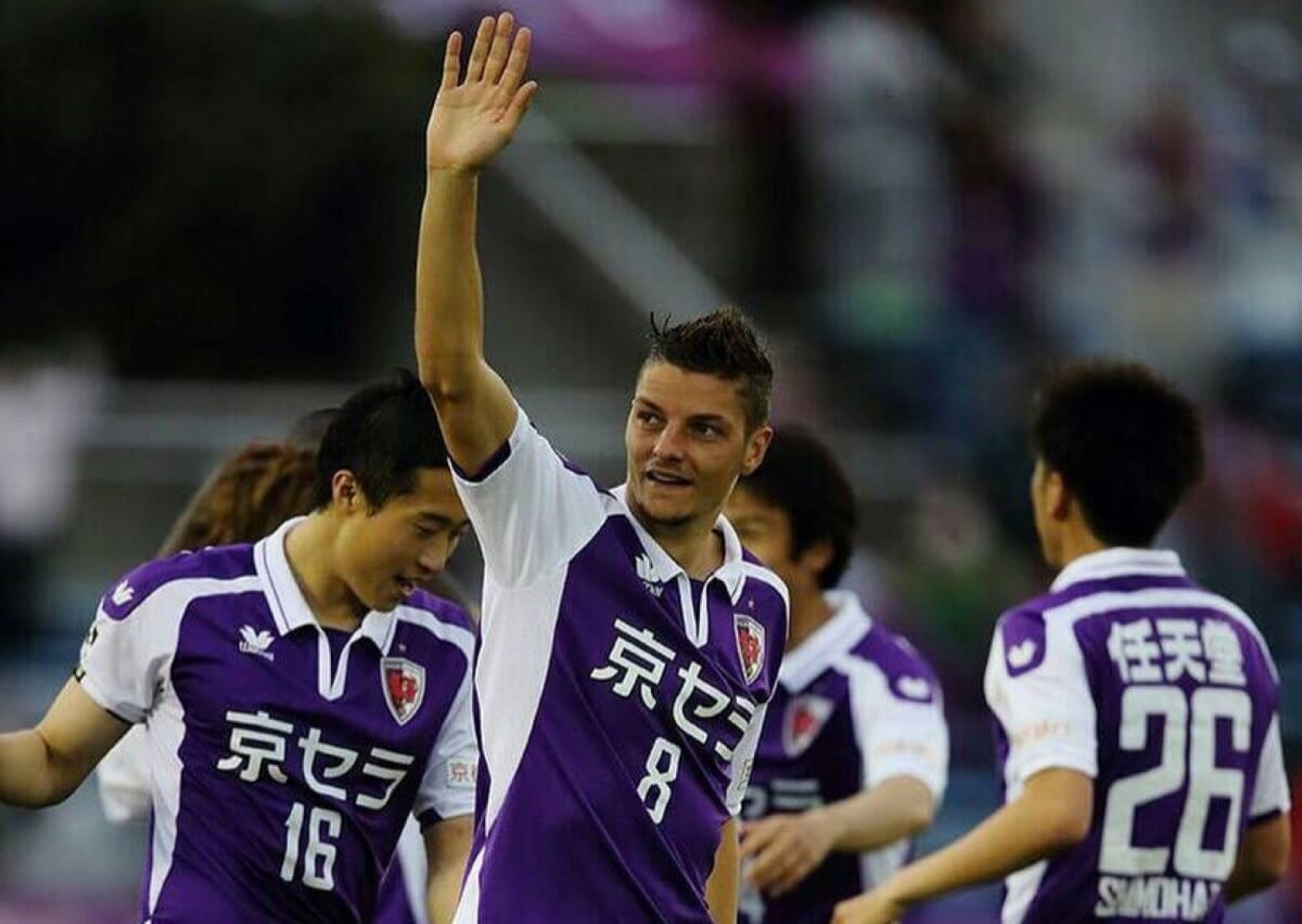 Andrei Girotto enquanto atuava no Kyoto Sanga - Foto: SMG