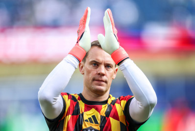 Neuer diz não se arrepender de voltar à seleção após queda da Alemanha