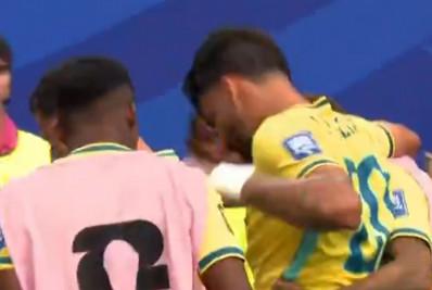 Lucas Paquetá é substituído após sentir dores na coxa contra Japão