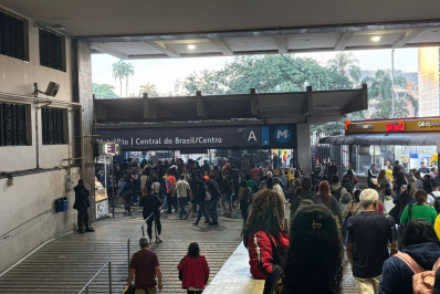 Passageiros revelam transtornos em meio a greve de rodoviários no Rio