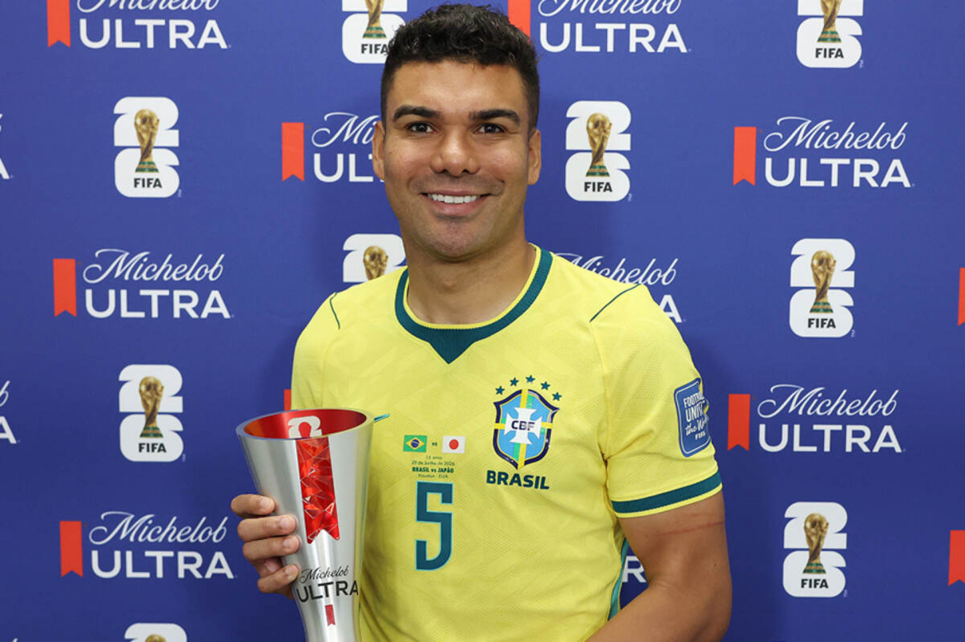 Casemiro rebate cr&iacute;ticas: “Um lance n&atilde;o determina quem sou”
