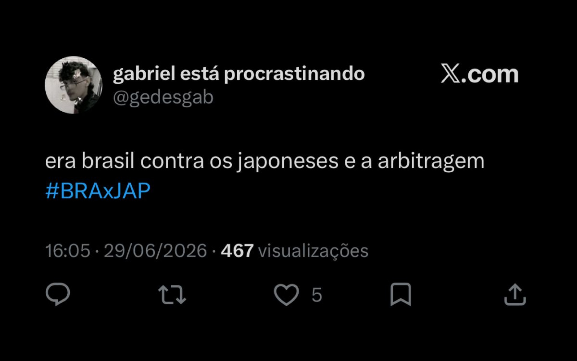 Arbitragem de Brasil x Japão rende críticas nas redes sociais - Reprodução / X
