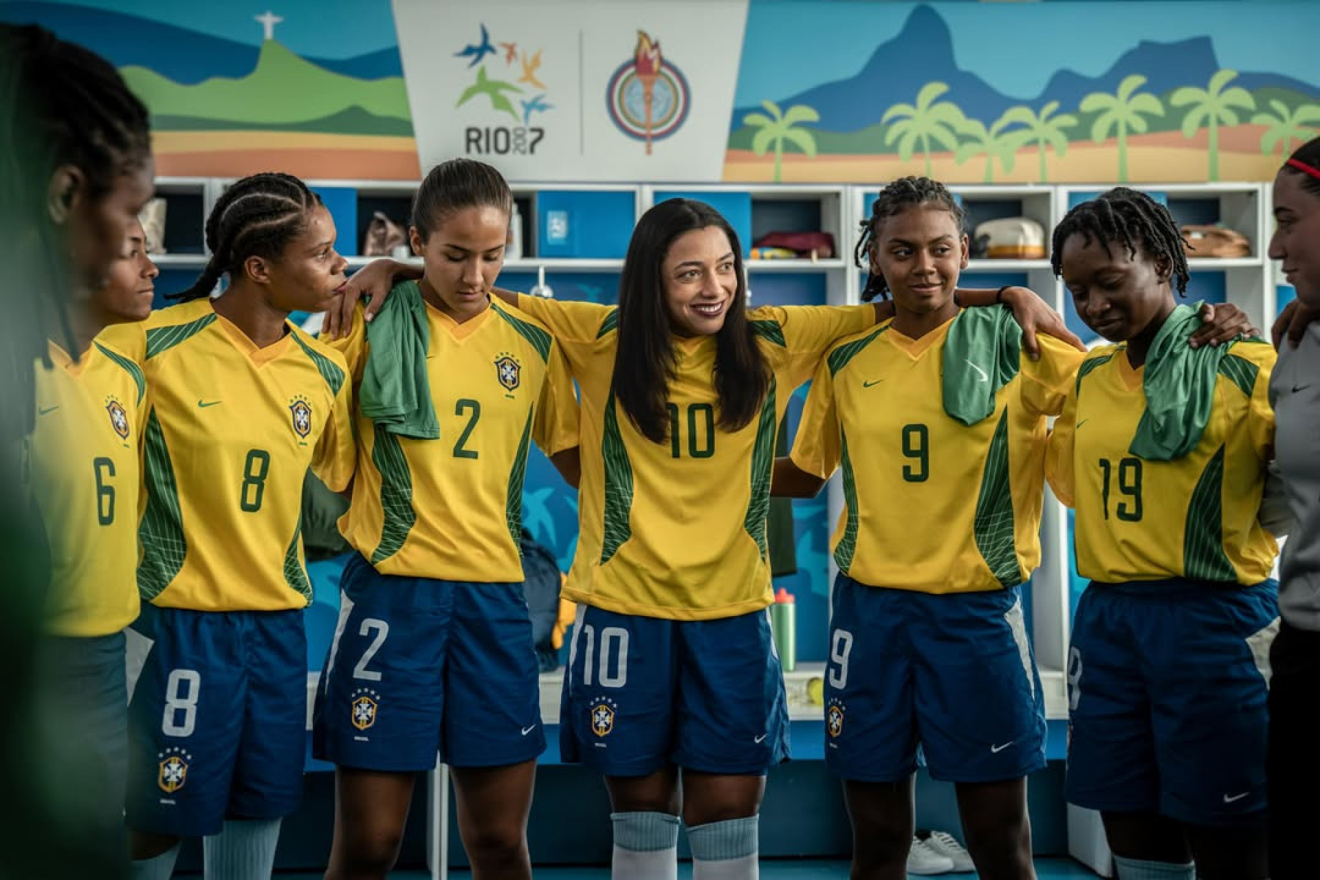 Alice Carvalho surge caracterizada como Marta em imagem da cinebiografia da atleta - Divulgação 