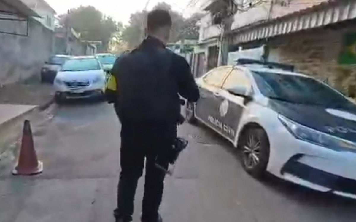 Policiais atuam na Vila Vintém, em Bangu e Realengo - Reprodução