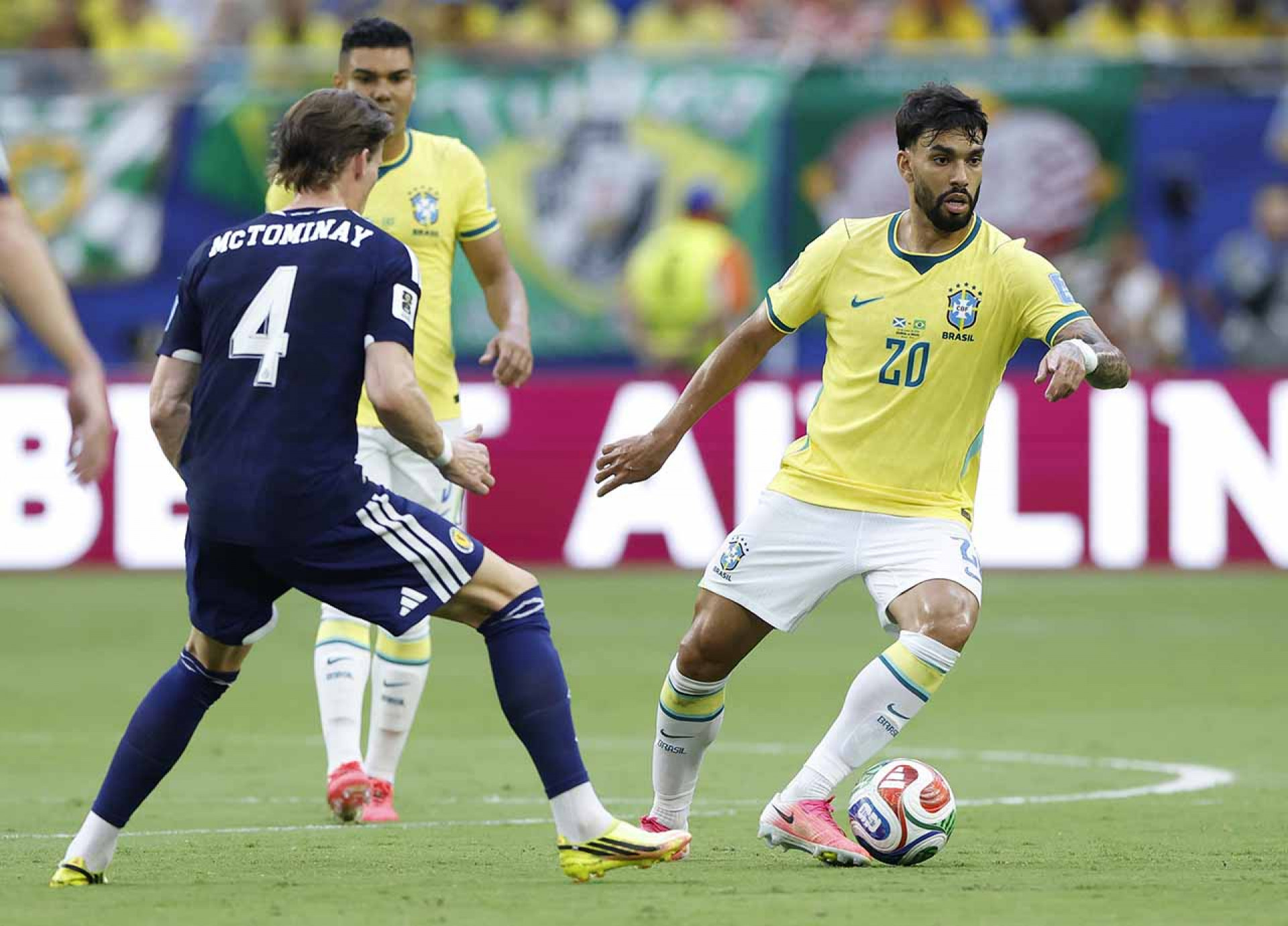 Lucas Paquet&aacute; est&aacute; praticamente fora da Copa do Mundo