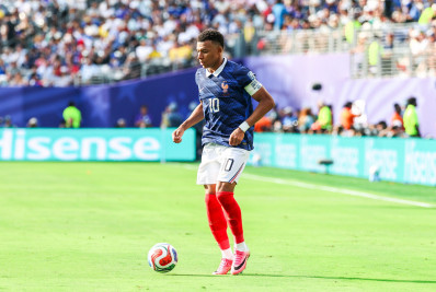 Mbappé responde a ofensas racistas de senadora paraguaia