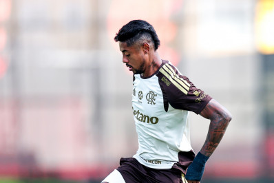 Bruno Henrique celebra 'lembrança boa' antes de jogo contra o River