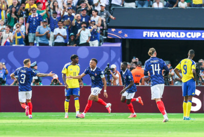Mbappé brilha, França vence a Suécia e vai às oitavas da Copa do Mundo
