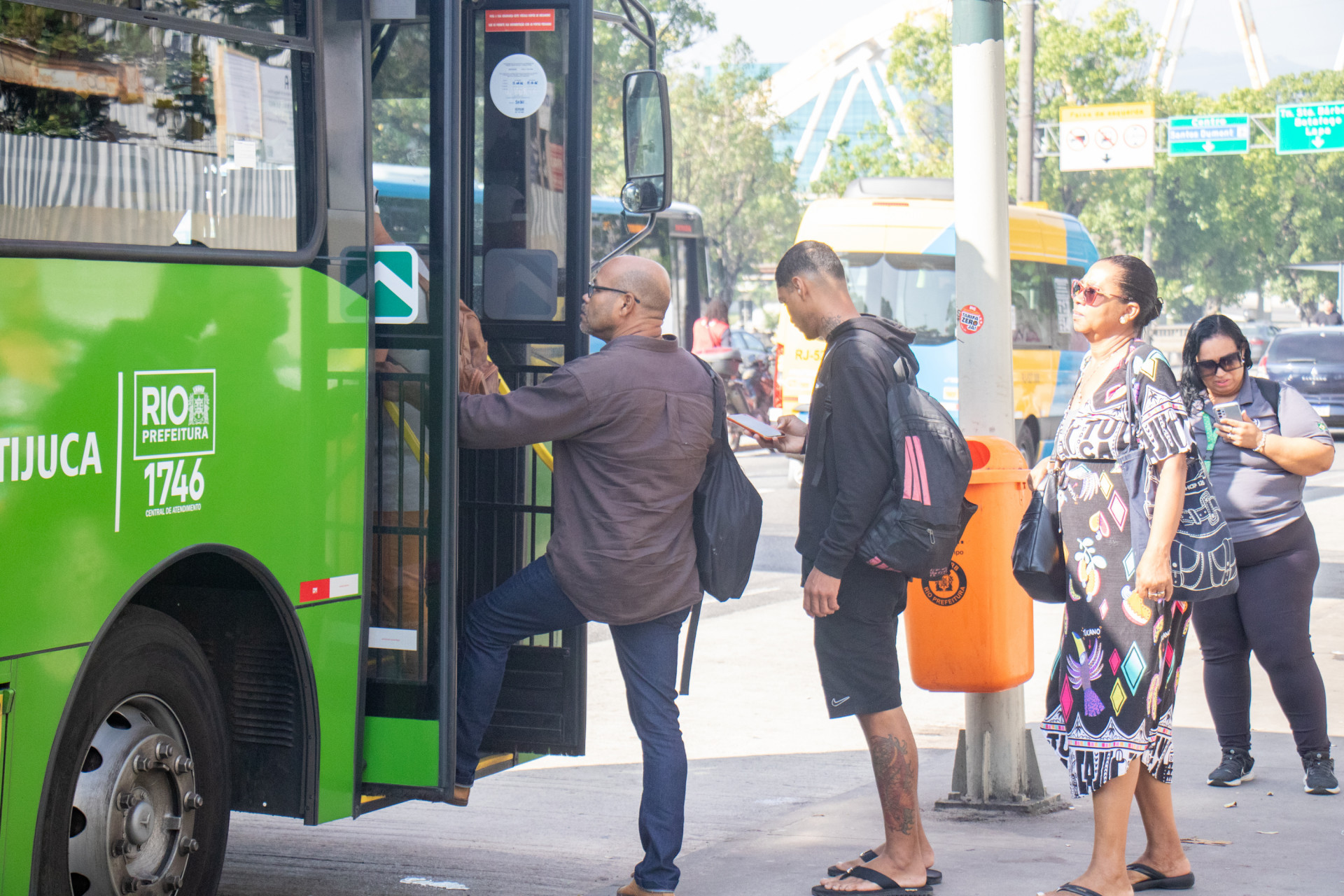 Justiça determina circulação de 80% da frota de ônibus durante greve