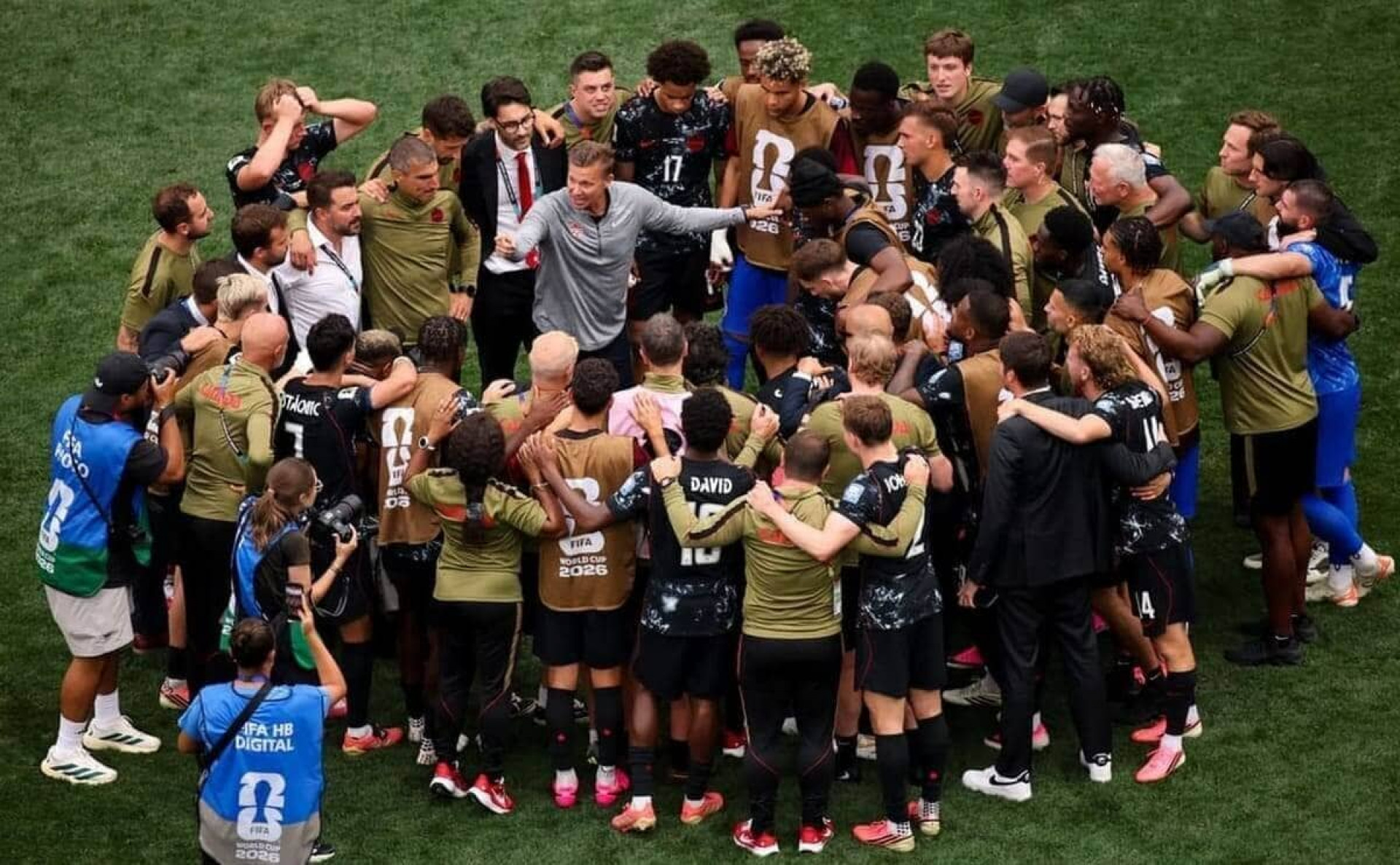 T&eacute;cnico de Marrocos liga alerta e elogia o Canad&aacute; antes das oitavas: “Conhe&ccedil;o bem”