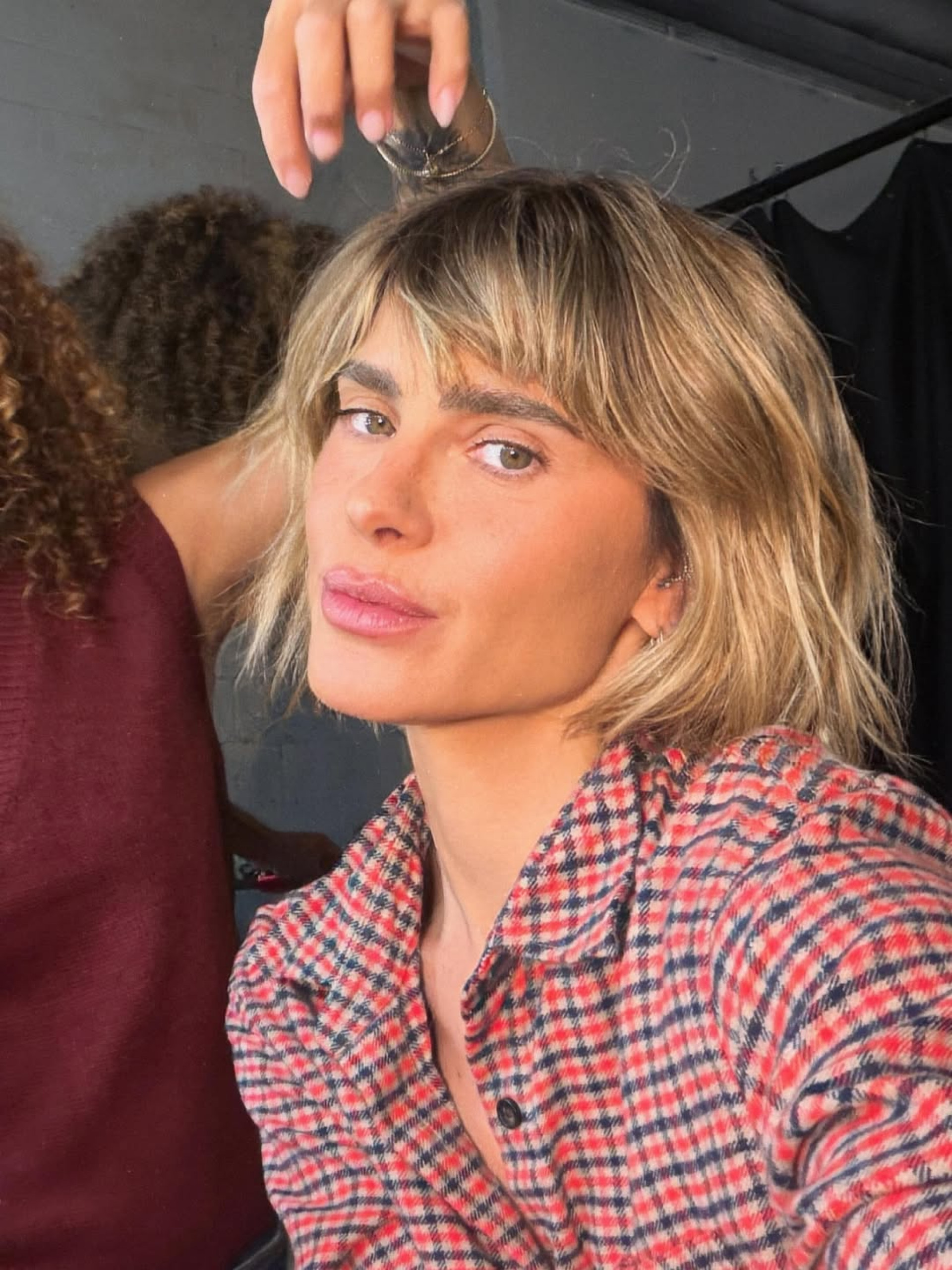 Carolina Dieckmmann mostra visual renovado: 'Cabelin dourado' - Reprodução Instagram