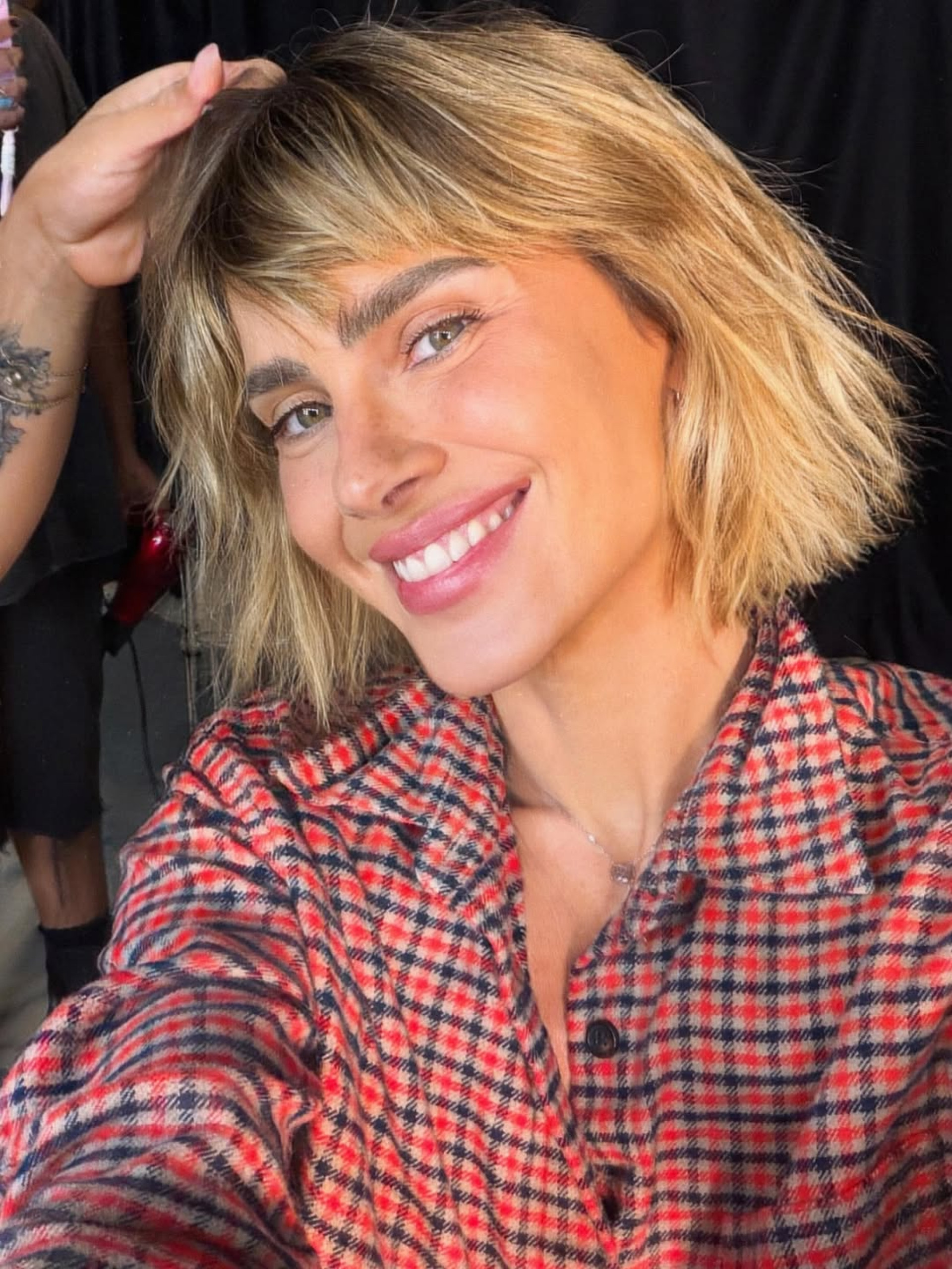Carolina Dieckmmann mostra visual renovado: 'Cabelin dourado' - Reprodução Instagram