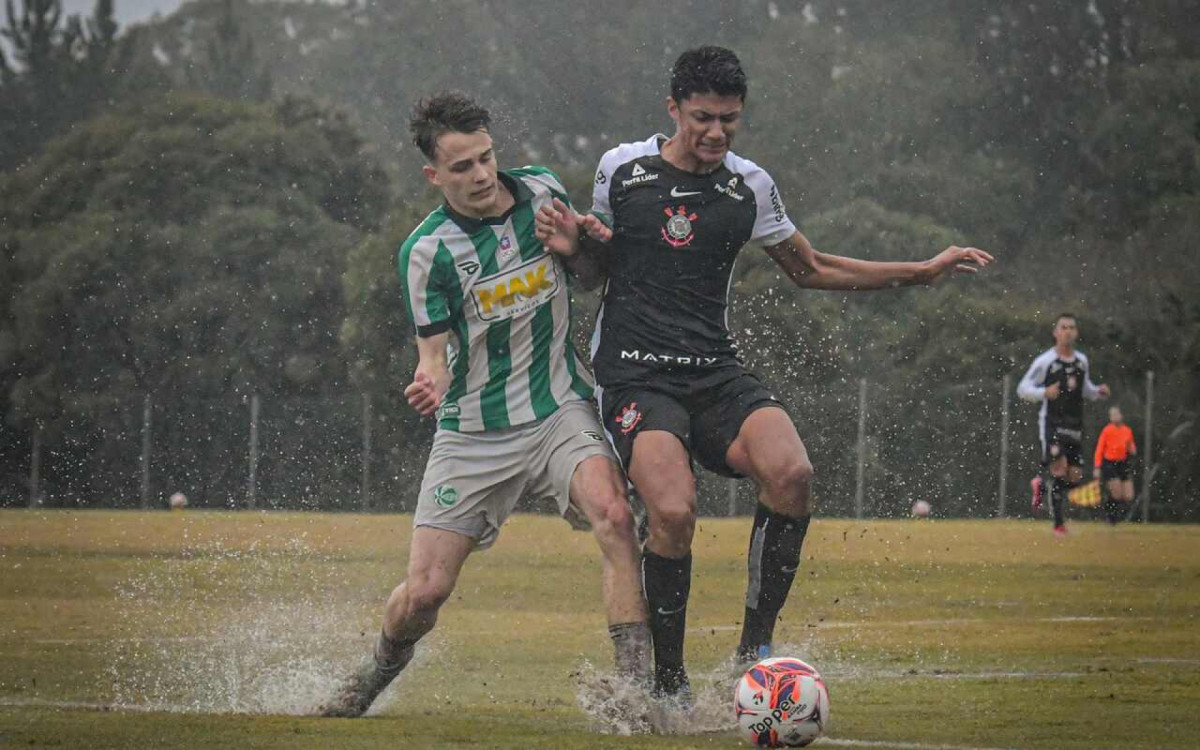 Corinthians perde, mas se classifica no Brasileiro Sub-20; Juventude se salva