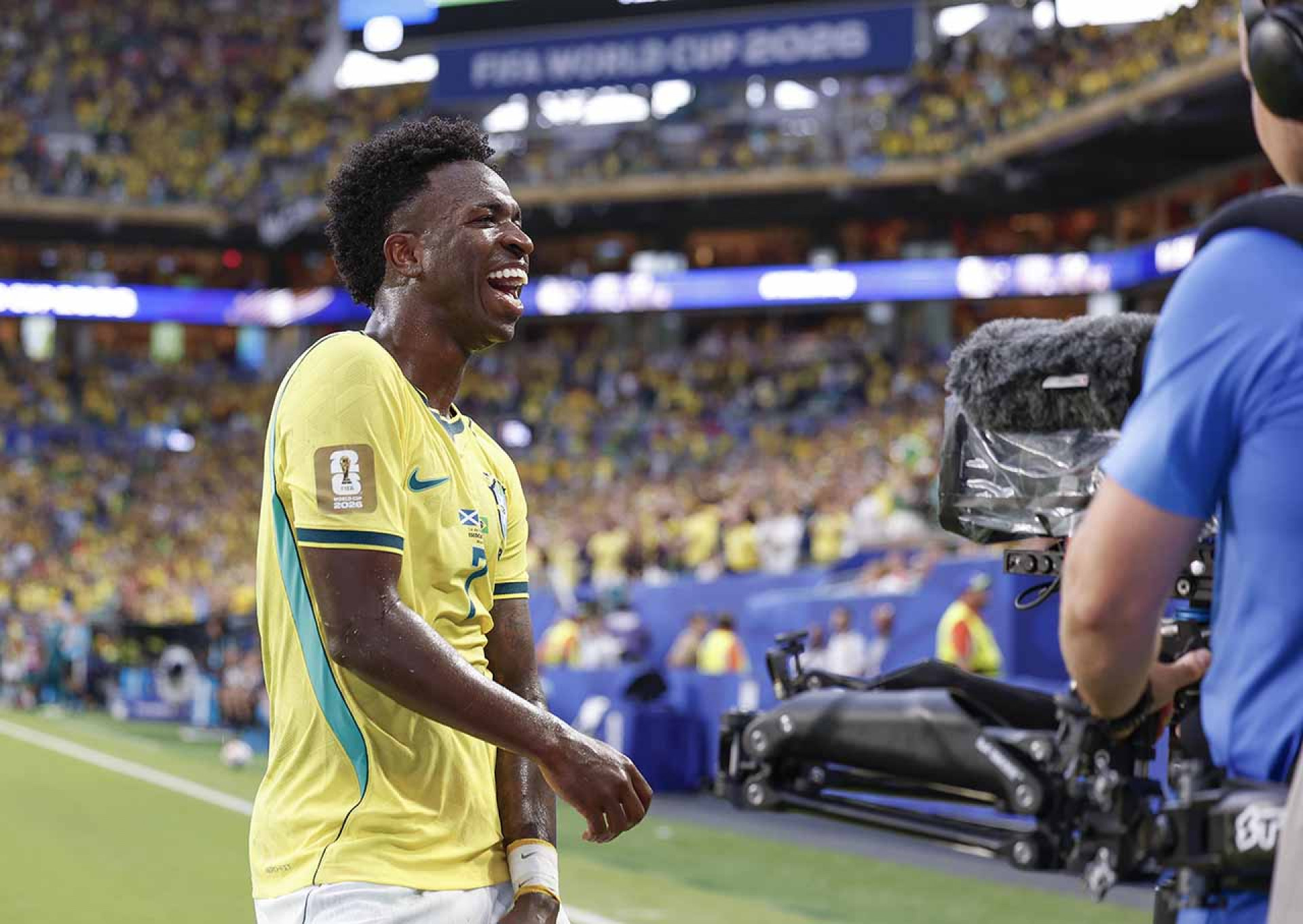 Vini Jr se torna o 4&ordm; brasileiro mais seguido do Instagram; veja ranking