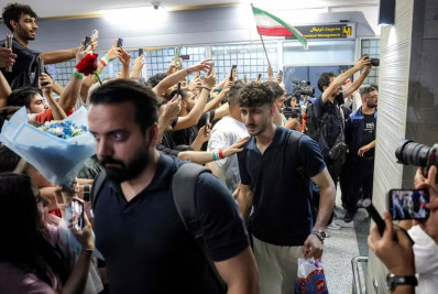 Irã é recebido com festa após eliminação na Copa do Mundo