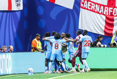 Brasileiros lamentam queda da RD Congo para a Inglaterra