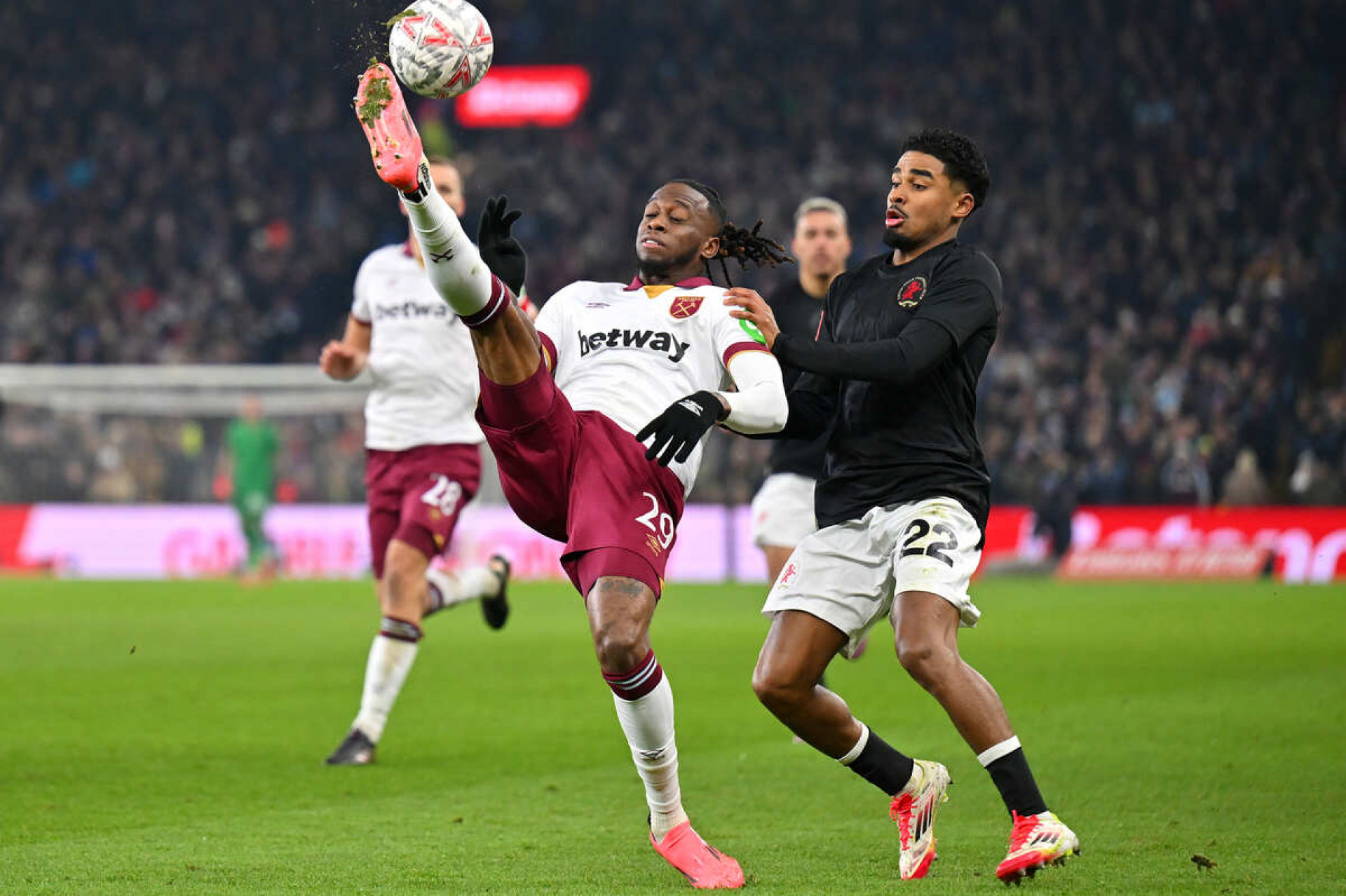 Inimigo &iacute;ntimo: RD Congo &eacute; formada por atletas franceses e da rival Inglaterra