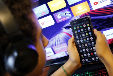 Diminui número de crianças com celular, revela IBGE