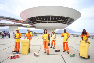 Clin completa 37 anos consolidada como referência em limpeza urbana e transformação social