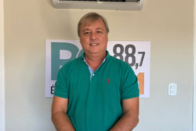 Prefeito de Búzios defende alianças, rebate críticas e reage a polêmicas na saúde e no meio ambiente