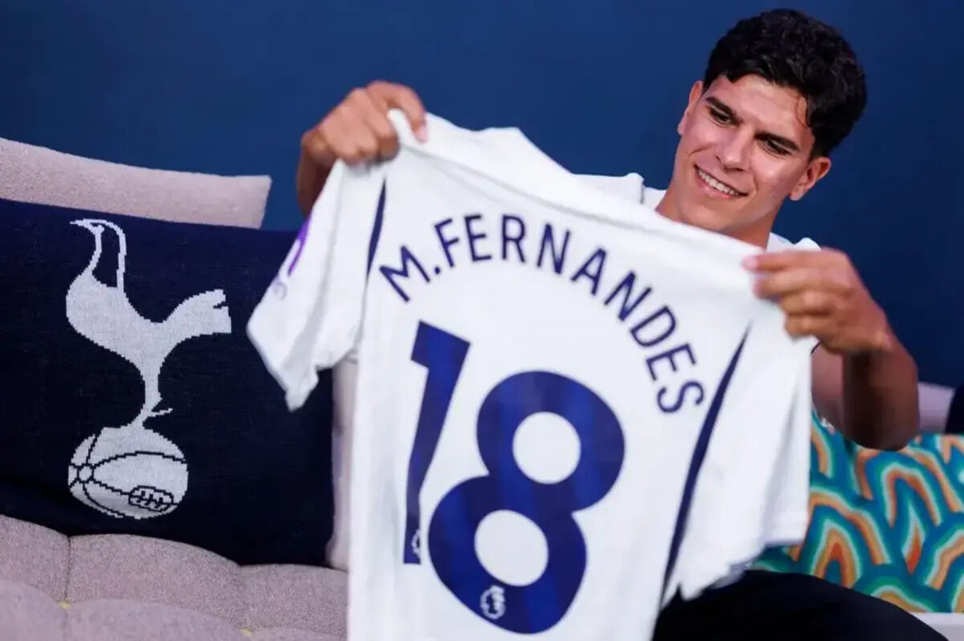 Tottenham anuncia contrata&ccedil;&atilde;o de Mateus Fernandes