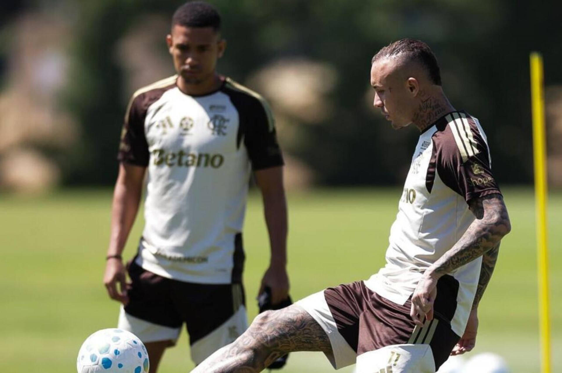 Flamengo ter&aacute; for&ccedil;a m&aacute;xima contra o River Plate; veja escala&ccedil;&atilde;o