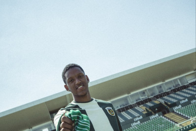 Clube português anuncia a contratação de jovem que estava no Botafogo