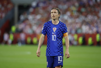 Modric detona arbitragem em eliminação: 'VAR não foi criado para isso'
