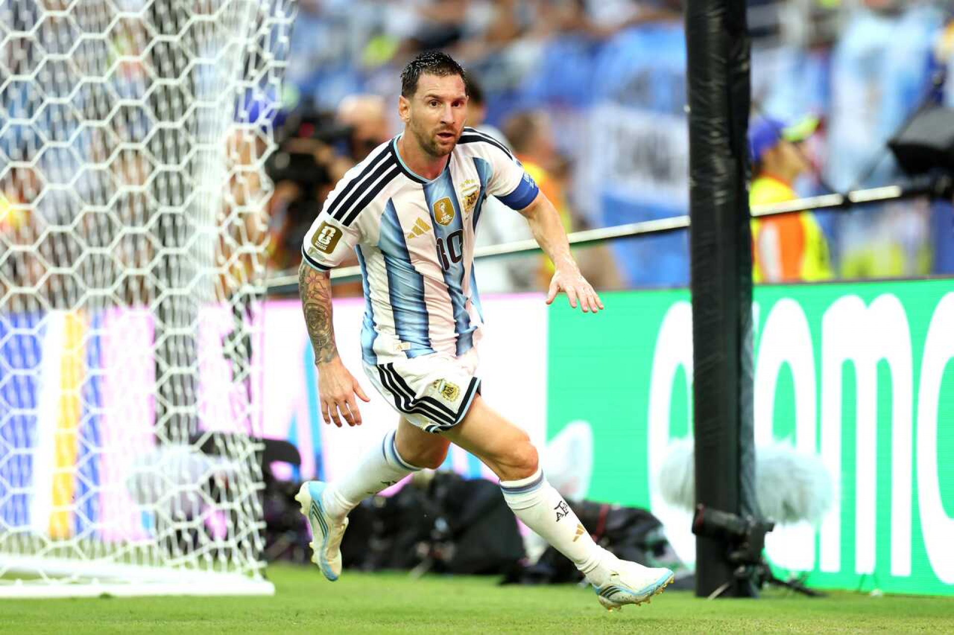 Messi x Vozinha: goleiro deixa a Copa gigante ap&oacute;s duelo &eacute;pico