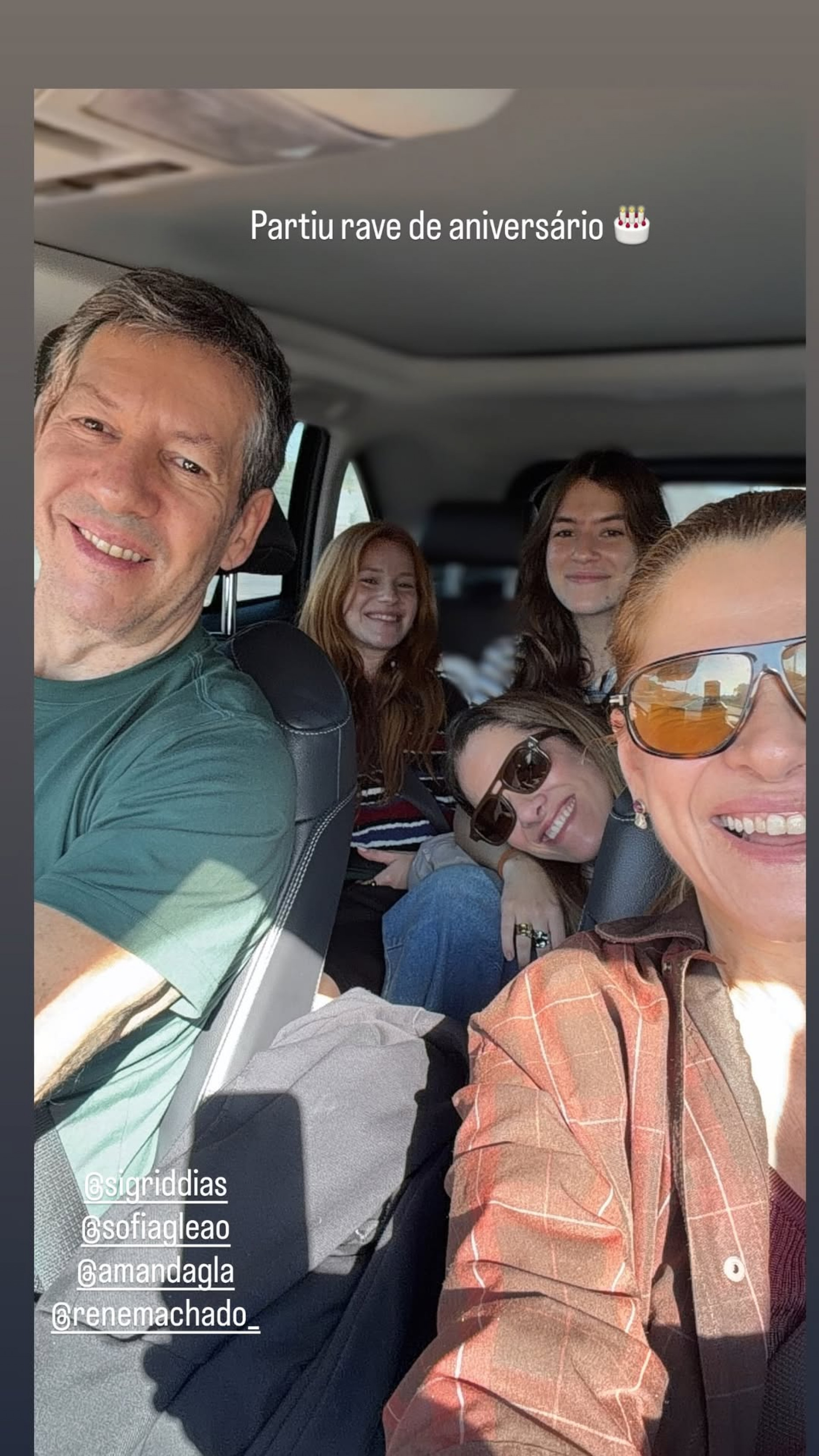 Ingrid Guimarães comemora aniversário em fazenda com amigos família  - Reprodução/Instagram