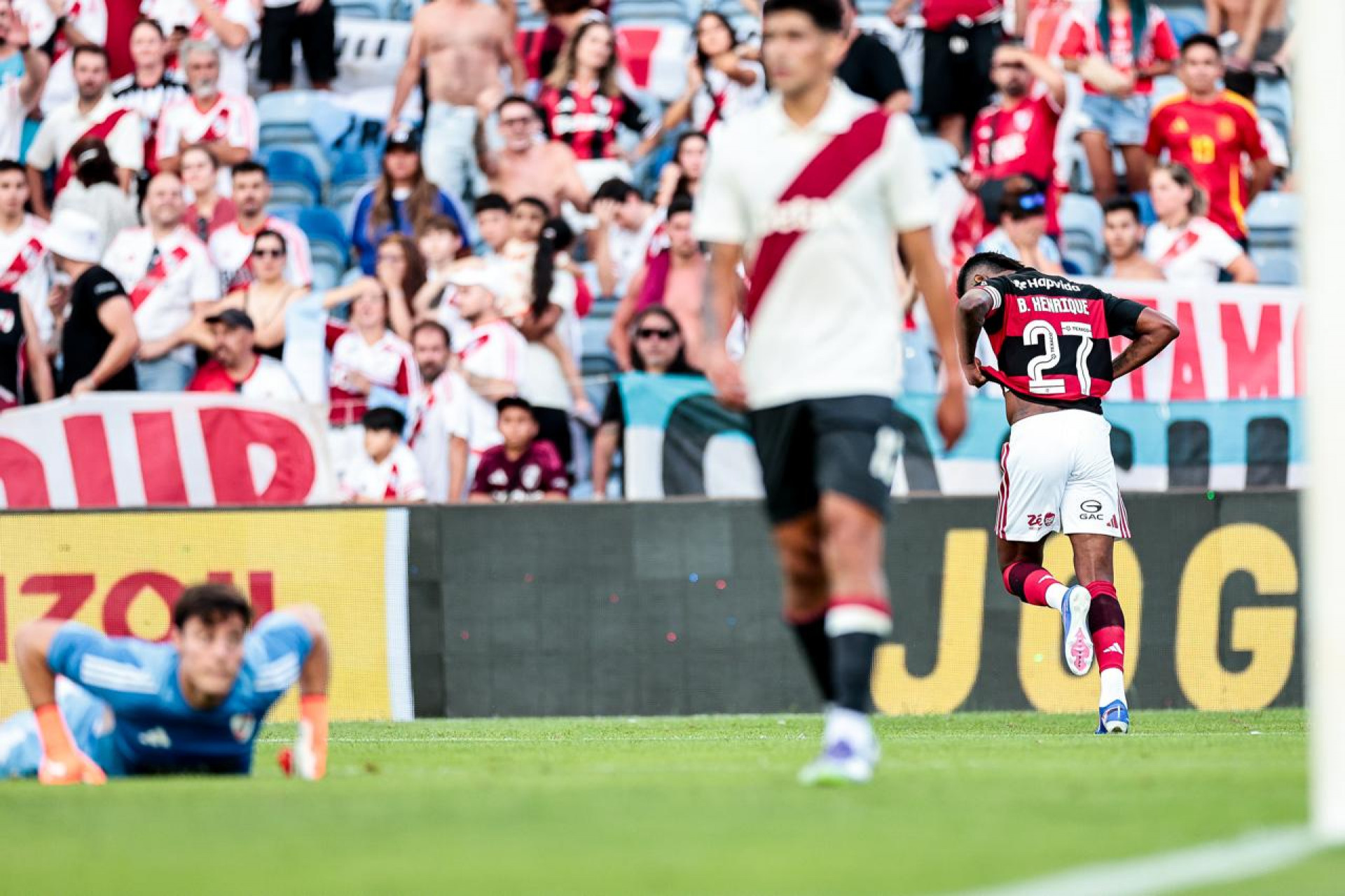Flamengo enfrentou o River Plate em jogo amistoso pelo Torneio de Algarve, em Portugal - Gilvan de Souza / Flamengo
