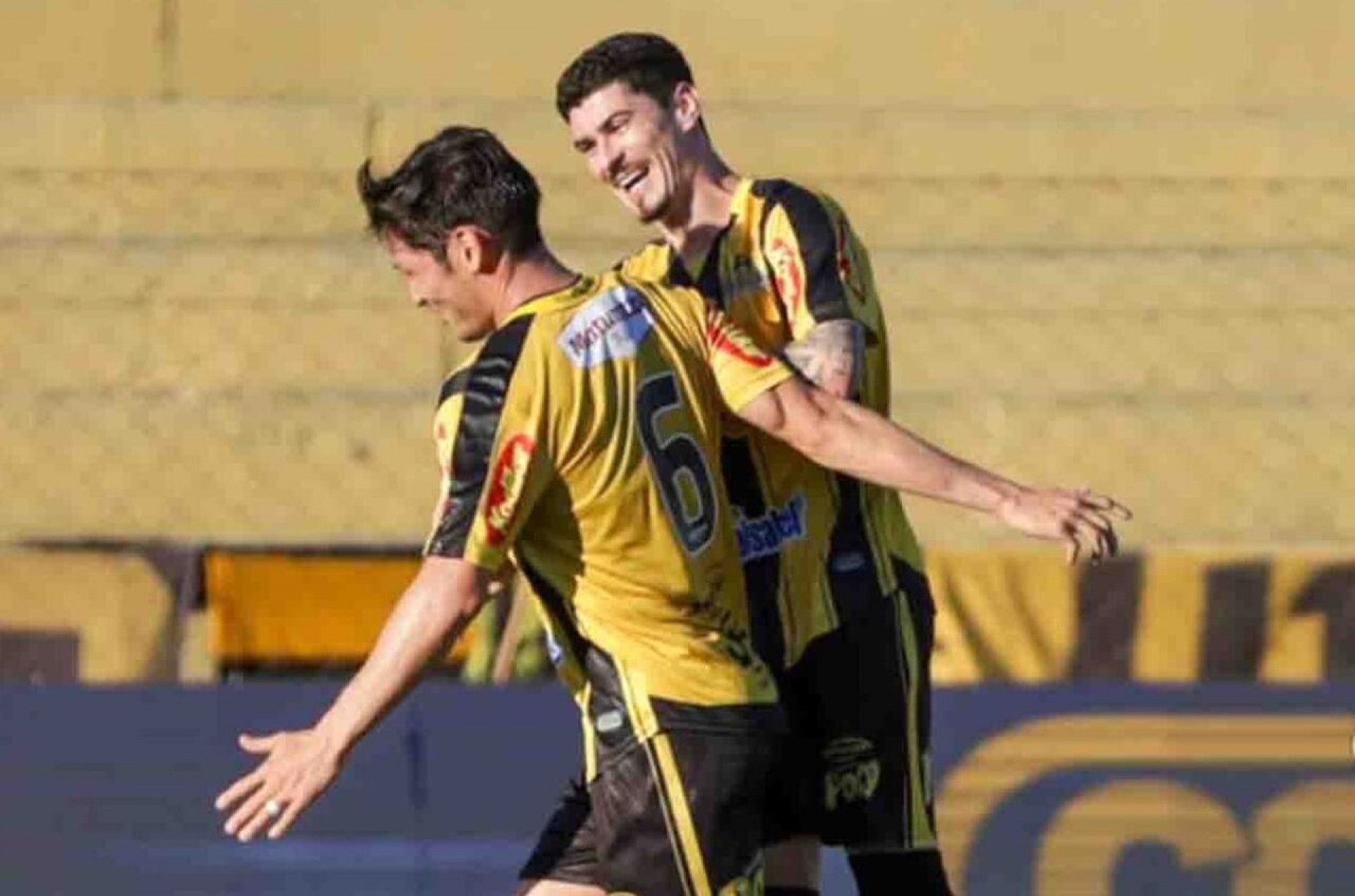 Novorizontino domina, bate Atl&eacute;tico-GO e assume a ponta da S&eacute;rie B