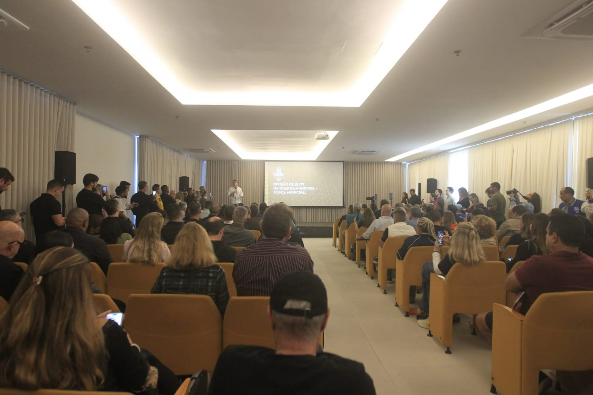 Prefeitura do Rio apresenta atuação da Força Municipal a empresários e moradores da Barra da Tijuca - Reginaldo Pimenta / Agência O Dia