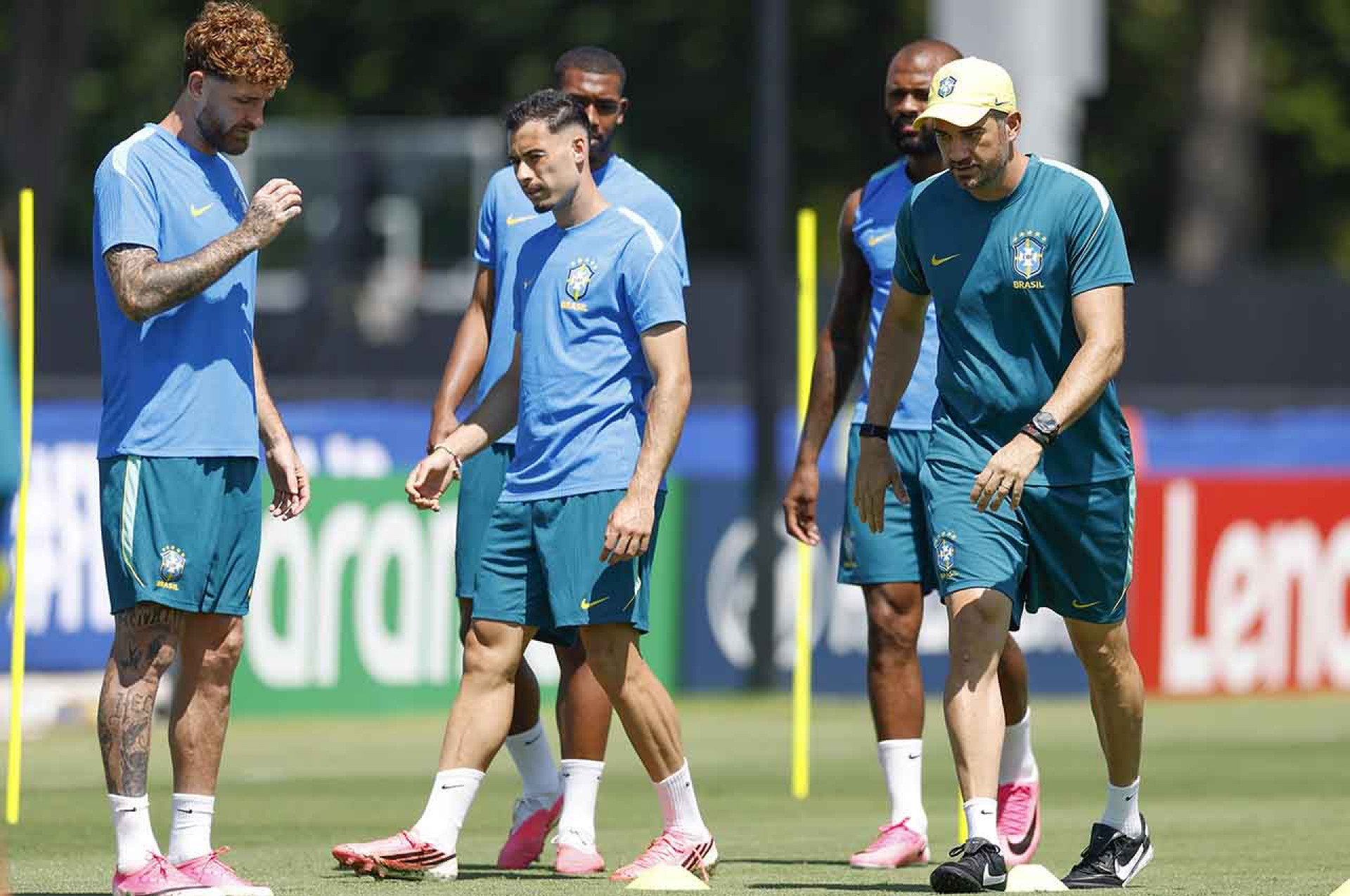 Treino da Sele&ccedil;&atilde;o Brasileira - Martinelli e L&eacute;o - Rafael Ribeiro / CBF