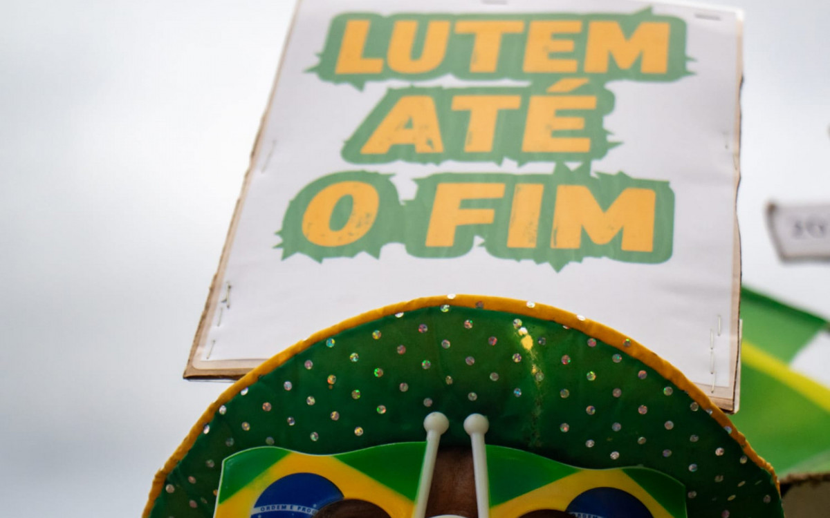 Movimentação de Torcedores do Brasil na arena Copacabana, zona sul do Rio na tarde desta domingo (4) - Érica Martin/ Agência O DIA