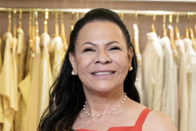 Dona Ruth teria pedido R$ 5 milhões pelo uso da própria imagem no filme sobre Marília Mendonça