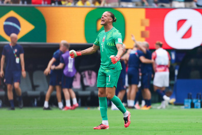 Goleiro da Noruega celebra classificação sobre o Brasil: ‘Muito feliz’