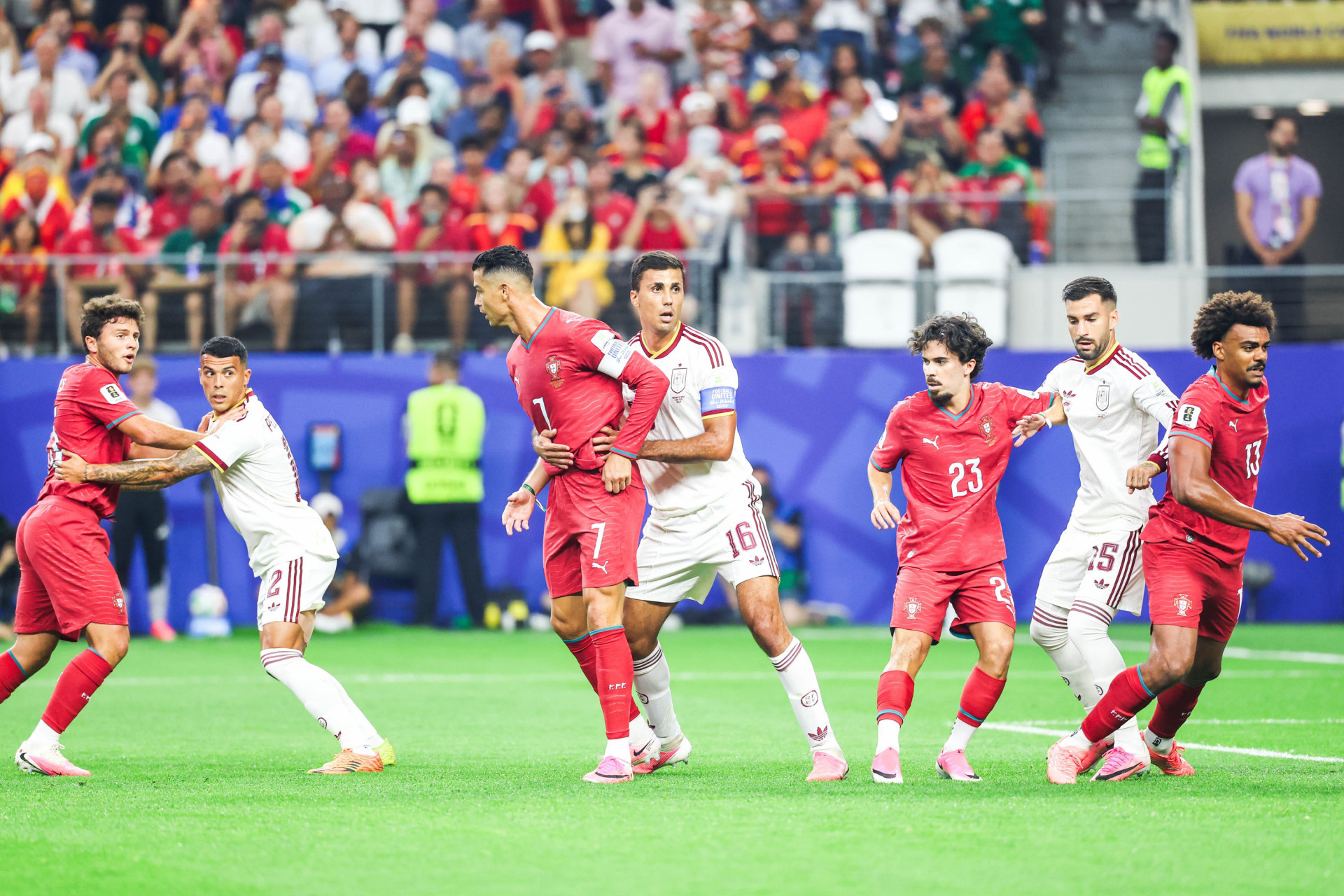 Portugal e Espanha se enfrentaram nas oitavas de final da Copa do Mundo - William Volcov/Parceiro/Agência O Dia