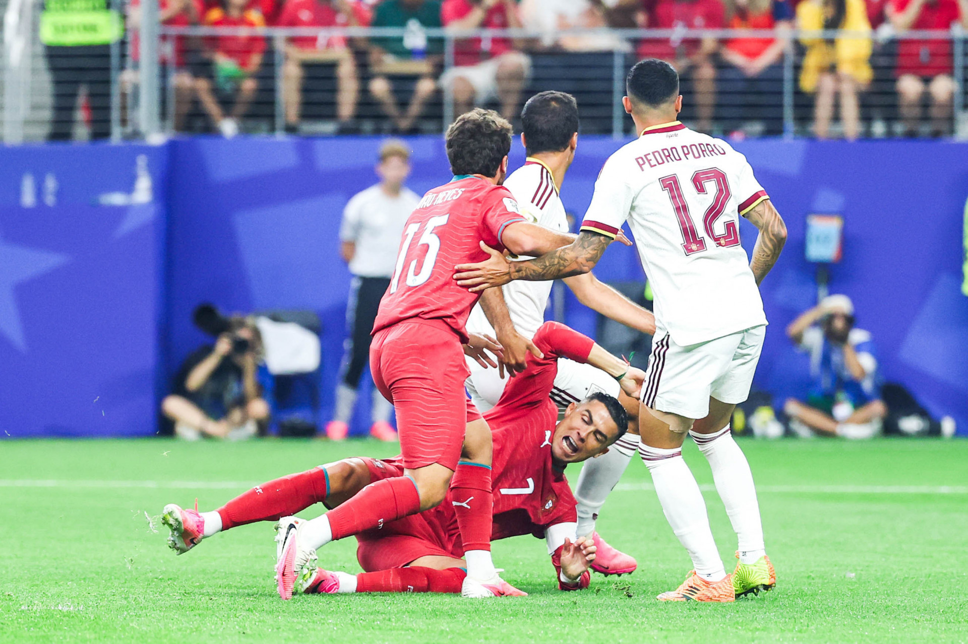 Portugal e Espanha se enfrentaram nas oitavas de final da Copa do Mundo - William Volcov/Parceiro/Agência O Dia