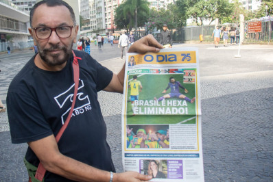 Torcedores detonam Ancelotti e postura do Brasil na eliminação da Copa