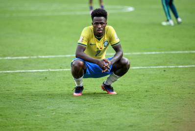 Vini Jr lamenta nova frustração em Copas do Mundo: ‘Peço desculpas’