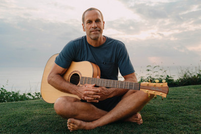 Jack Johnson anuncia shows no Brasil em 2027; veja datas e locais